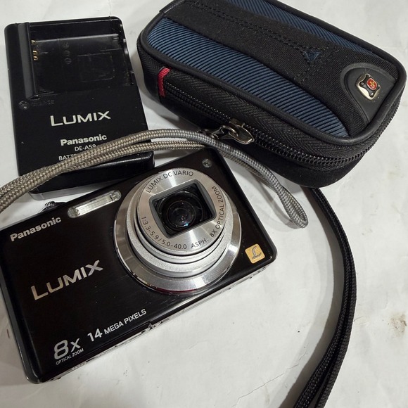 Panasonic Other - Panasonic Lumix DMC-FH22 Digital Camera 14MP 8x Zoom Black Y2K Digicam Bundle